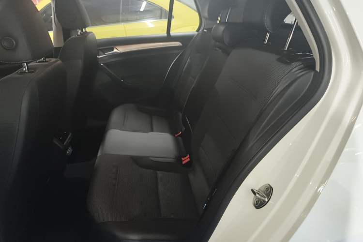 Used Volkswagen Golf 2019 1.6L Automatic Comfort Model China V Standard
