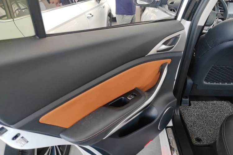 Used BYD Song 2016 2.0TID Automatic Prestige Edition
