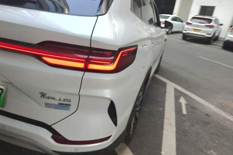 Used BYD Song PLUS New Energy 2025 DM-i Intelligent Driving 160KM Flagship Model
