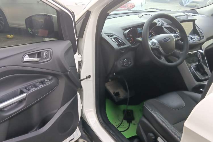 Used Ford Kuga 2015 1.5L GTDi Two-Wheel Drive Fashion Edition