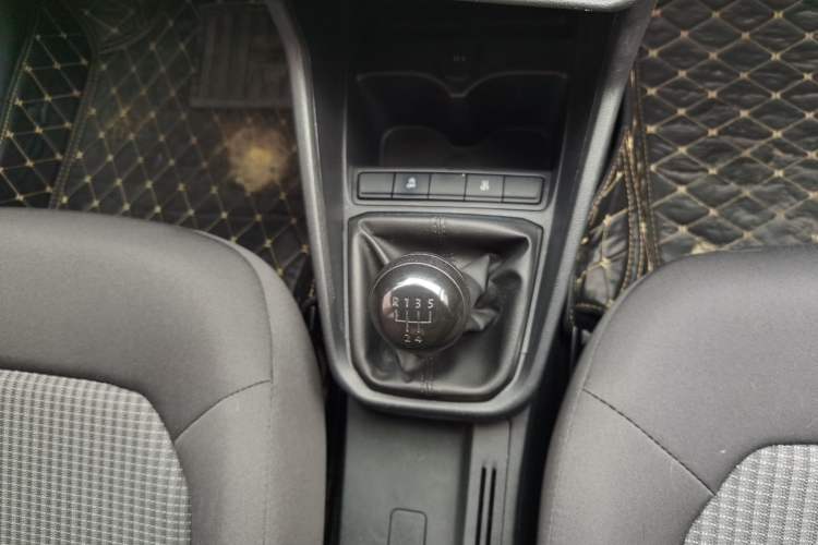 Used Volkswagen Santana 2021 1.5L Manual Fashion Edition
