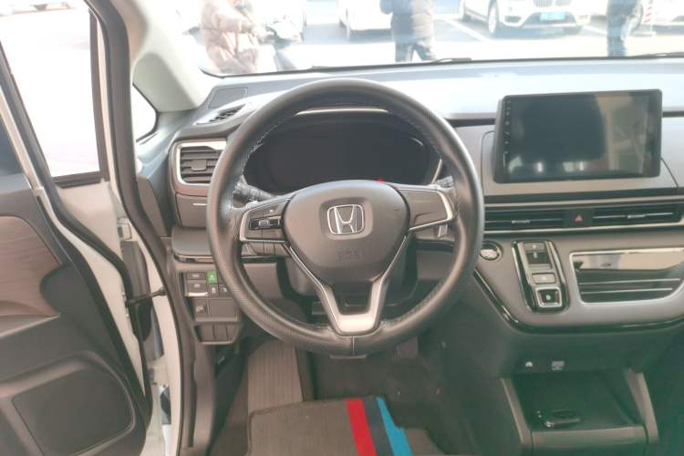 Used Honda Odyssey 2024 2.0L eHEV Sharp & Enjoy Edition
