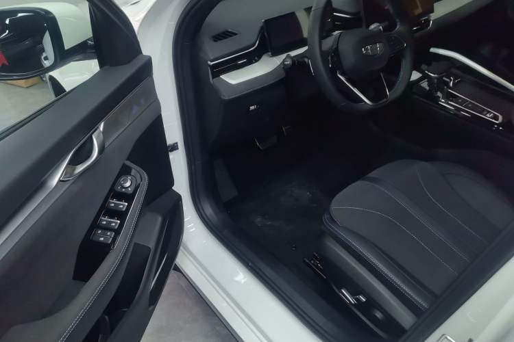 Used Geely Auto Preface 2025 Dongfang Yao 2.0TD Lanxing Edition