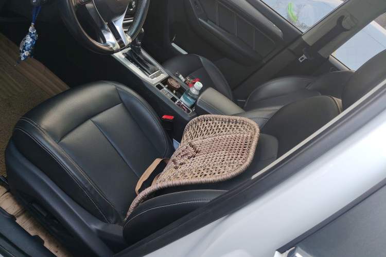 Used Roewe RX5 2016 20T Two-Wheel Drive Automatic Flagship Edition