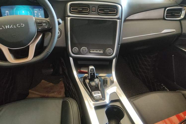 Used Lynk & Co 01 2017 2.0T Two-Wheel-Drive Version
