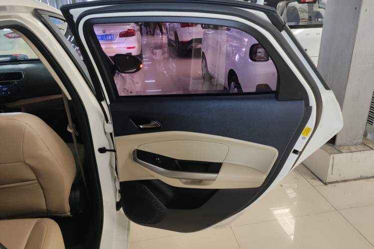 Used Ford Escort 2015 1.5L Manual Comfort Model
