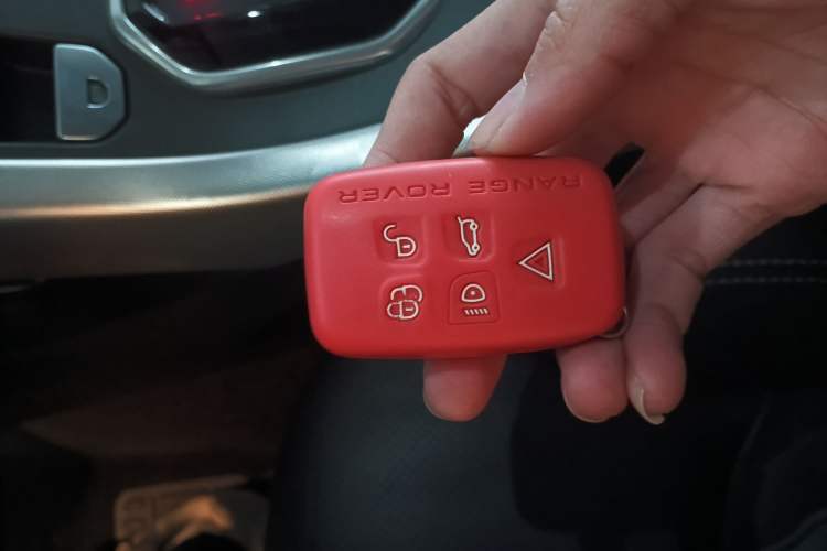 Used Land Rover Range Rover Evoque 2014 2.0T 5-Door Ignite Edition
