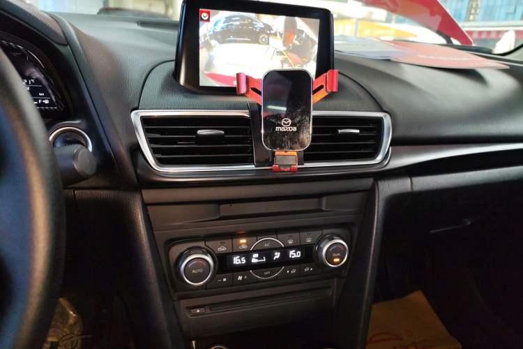 Used Mazda Mazda 3 Axela 2017 Sedan 2.0L Automatic Prestige Model China V Standard