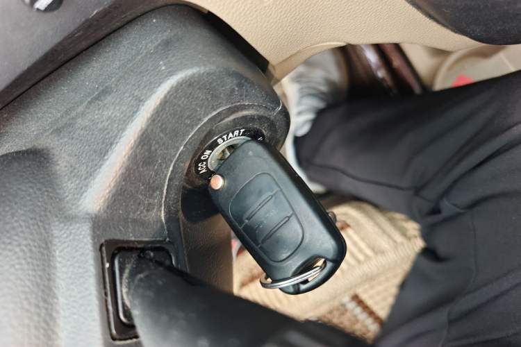 Used Kia Sportage 2013 2.0L Manual Two-Wheel Drive GL Trim