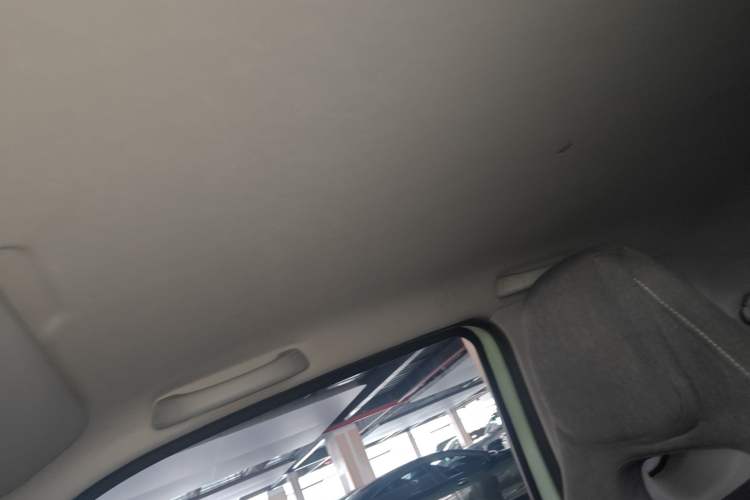 Used Wuling Hongguang MINIEV 2021 Macaron Premium Model – Lithium Iron Phosphate