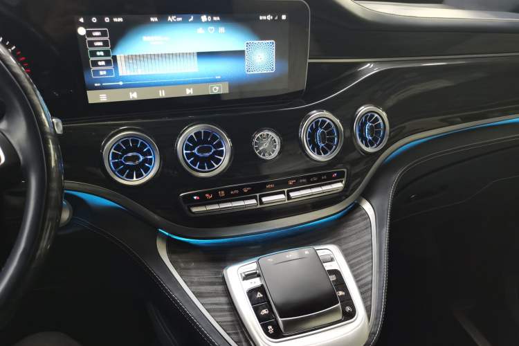 Used Mercedes-Benz Vito 2023 2.0T Business Version 7 Seats