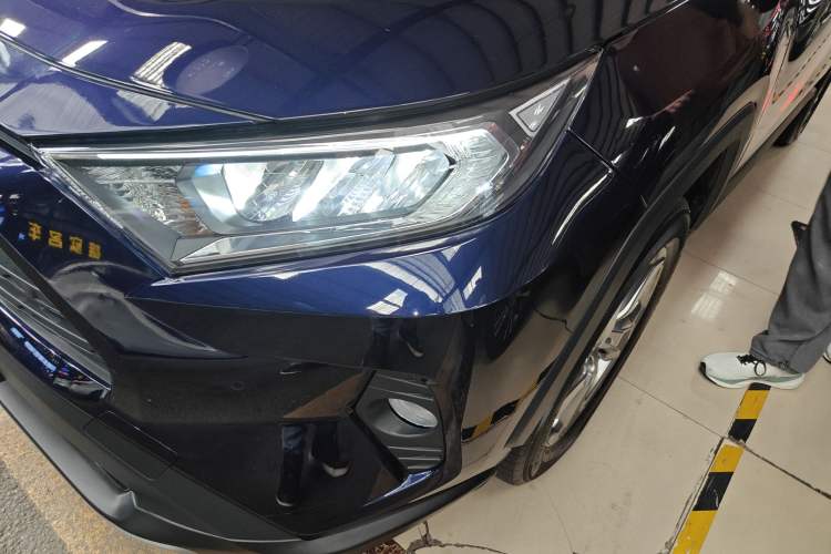 Used Toyota RAV4 2022 2.0L CVT Two-Wheel Drive Fashion Plus Edition
