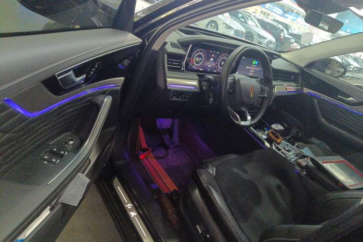 Used Hongqi HS5 2022 Revised Version 2.0T Smart Connect Flagship Edition
