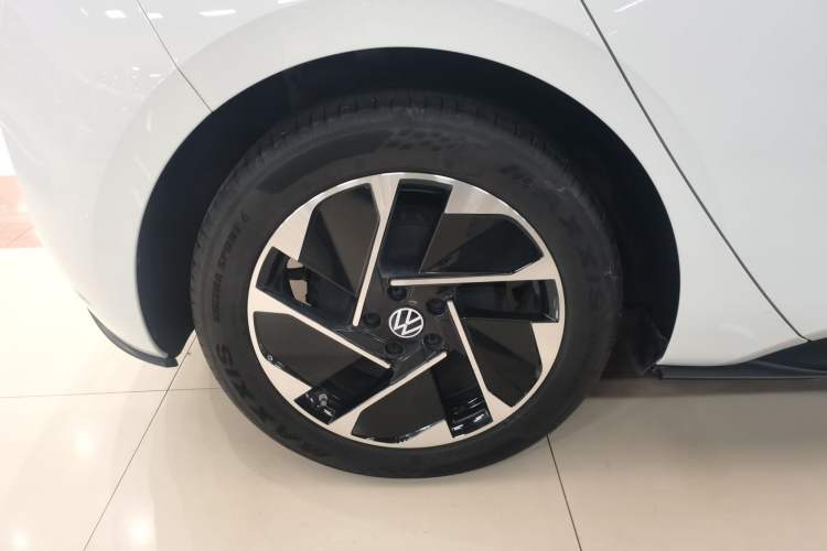 Used Volkswagen ID.3 2025 Smart Edition Outstanding Model
