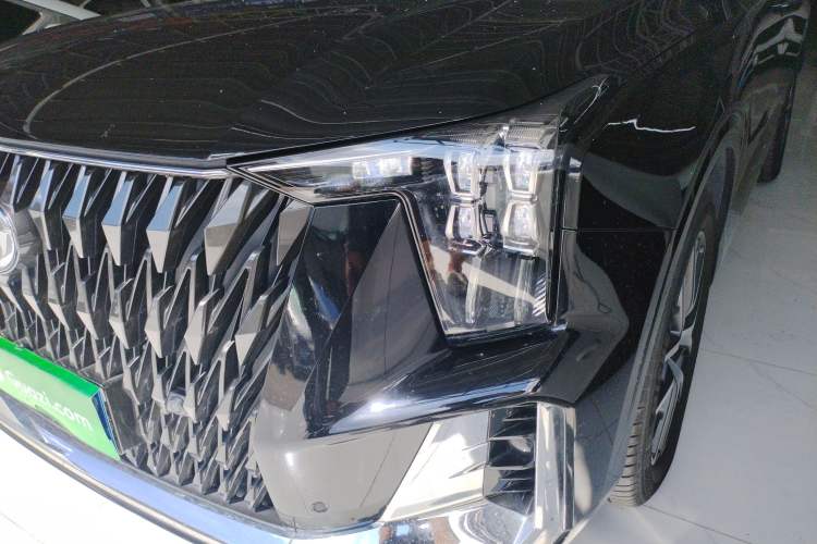 Used GAC Trumpchi GS8 2022 Dual-Engine Series 2.0TM Two-Wheel Drive Prestige Edition (7 Seats)
