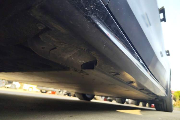 Used  E8 2024 620 km All-Wheel-Drive Dragon Edition
