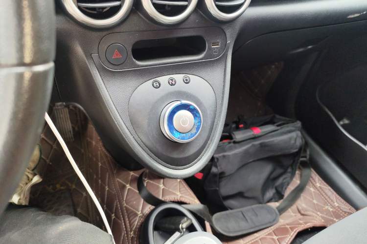 Used ORA Black Cat 2021 301 km Basic Version
