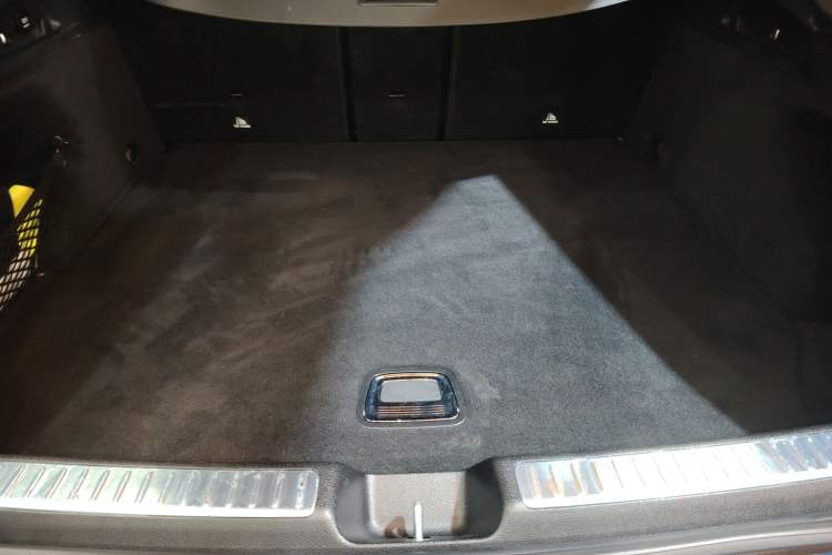 Used Mercedes-Benz GLC Coupe 2018 GLC 260 4MATIC Coupe SUV