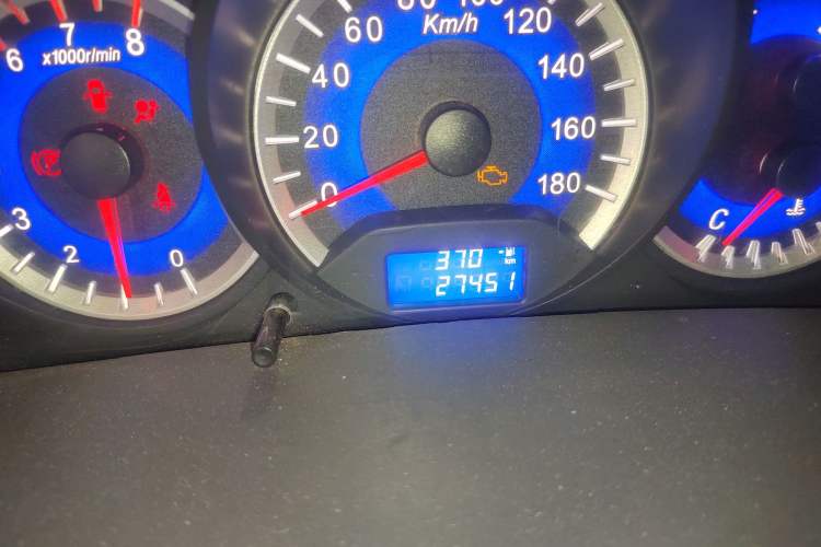 Used Suzuki Wagon R X5 2013 Revised Version 1.4L VVT Cruise Edition