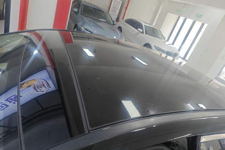 Used Mercedes-Benz E-Class 2019 E 300 L Sporty and Stylish Model