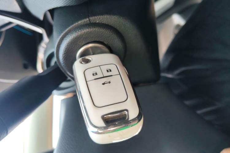 Used Chevrolet Cavalier 2019 320 Automatic Enjoyment with Sunroof