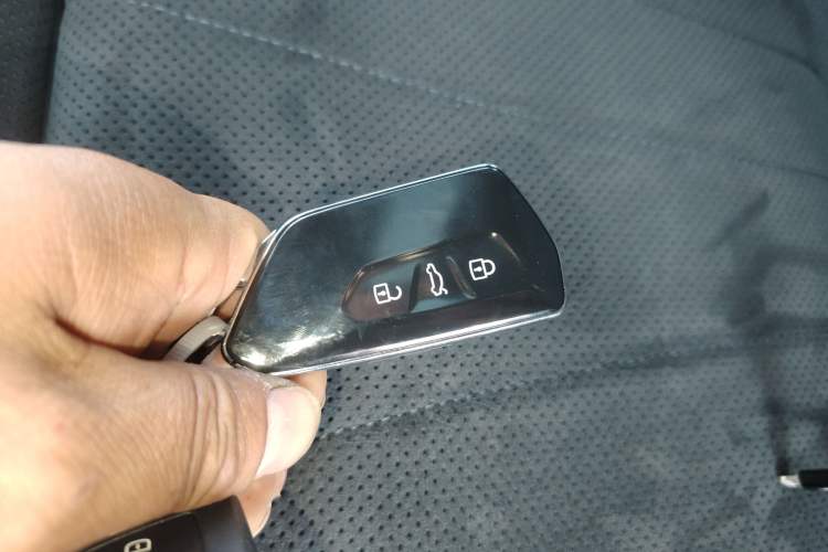 Used Volkswagen Passat 2025 Pro 380TSI Starry Dragon Luxury Edition
