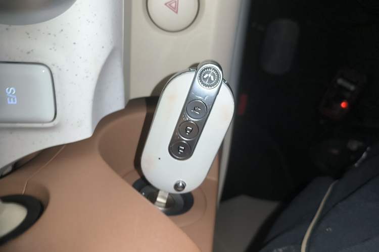 Used Wuling Hongguang MINIEV 2024 3rd Generation 215km Advanced Version