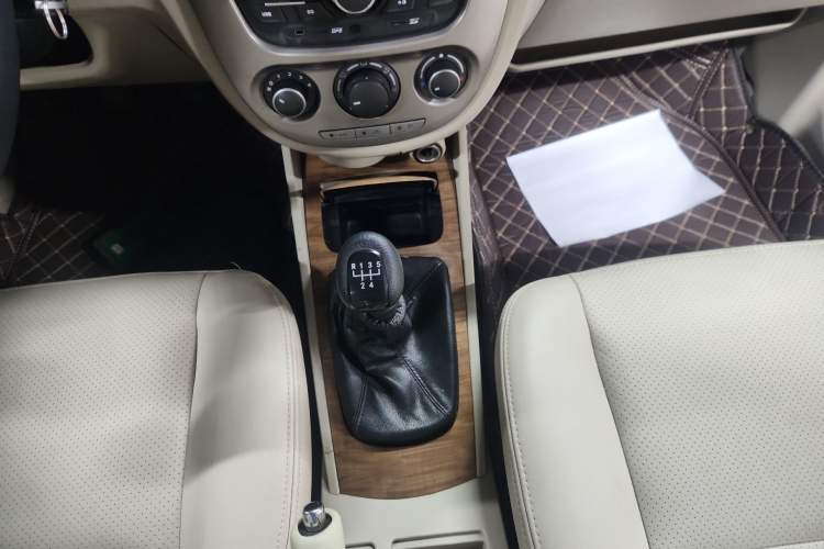 Used Buick Excelle 2015 1.5L Manual Luxury Model