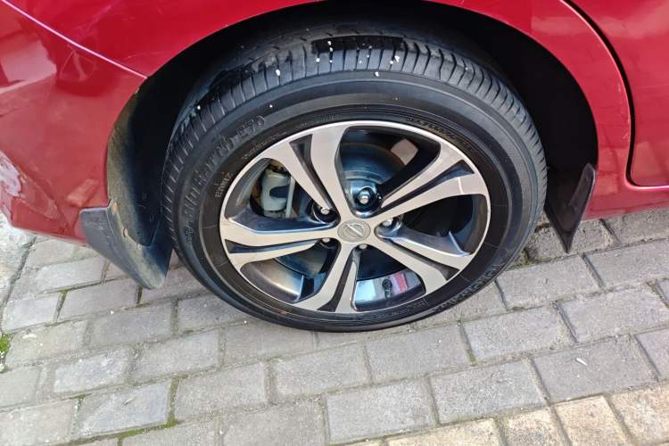 Used Nissan Tiida 2019 1.6L CVT Smart Drive Version China VI Standard
