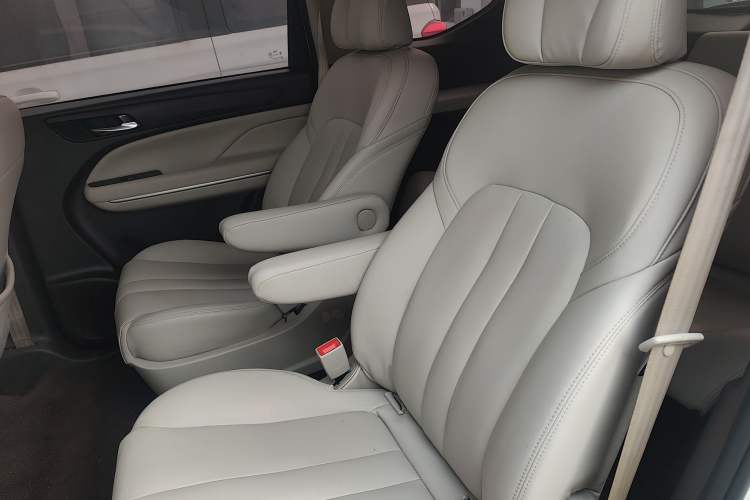 Used GAC Trumpchi M6 2019 270T DCT Elite Edition (7-seater) China VI
