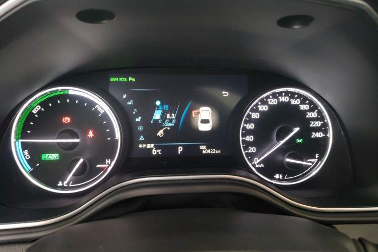 Used Toyota Avalon 2019 Dual-Engine 2.5L XLE Prestige Version China VI Standard
