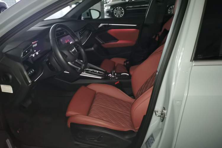 Used Audi A3 2025 A3L Limousine 35TFSI Prestige Edition + Luxury Selection Package
