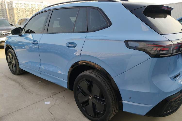 Used Volkswagen Tiguan L 2024 PRO 380TSI Four-Wheel Drive R-Line Prestige Edition
