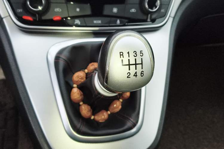 Used Haval M6 2017 1.5T Manual Two-Wheel Drive Elite Model
