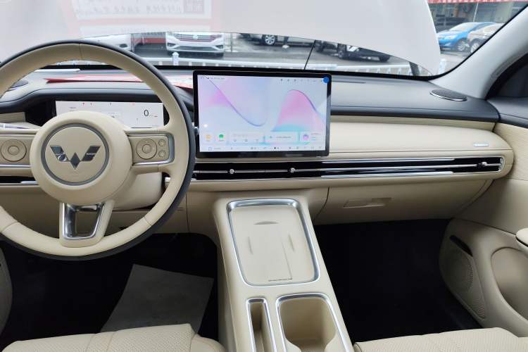 Used Wuling Bingo S 2025 Model 430km Deluxe Edition
