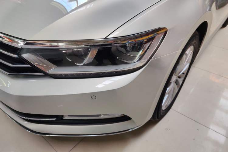 Used Volkswagen Magotan 2017 330TSI DSG Luxury Model
