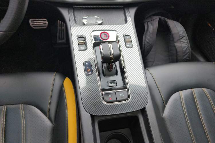 Used GAC Trumpchi EMPOW 2022 270T DCT J16 R-Style Track Edition
