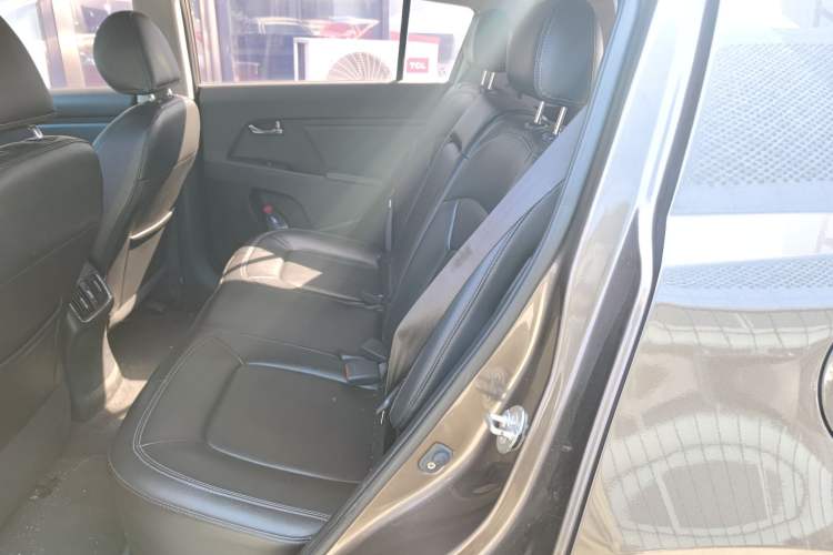 Used Kia Sportage R 2015 2.0L Automatic Two-Wheel Drive GLS
