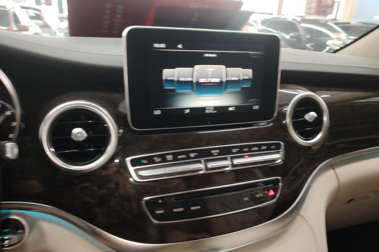 Used Mercedes-Benz V-Class 2018 V 260 L Prestige Extended Version China VI
