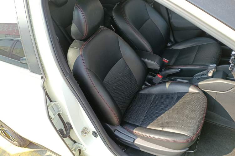 Used Nissan Kicks 2019 1.5L CVT Cool Enjoy Edition