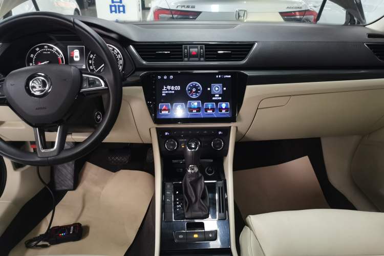 Used Skoda Superb 2016 TSI330 DSG Smart Drive Edition
