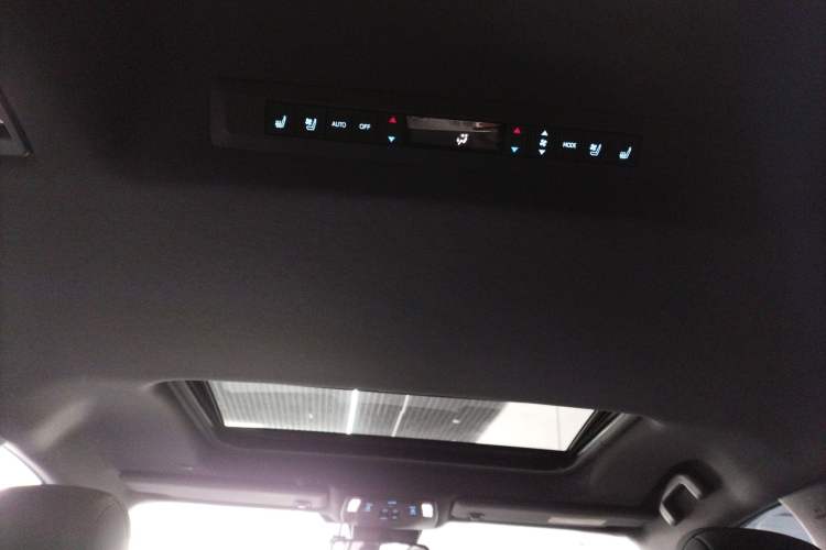 Used Toyota Sienna 2021 2.5L Hybrid Premium Edition