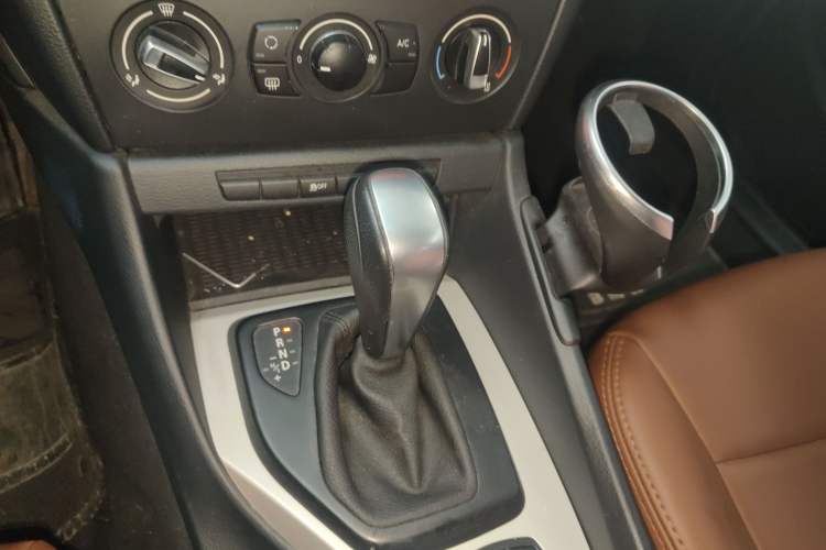 Used BMW X1 2013 sDrive18i Fashion Model
