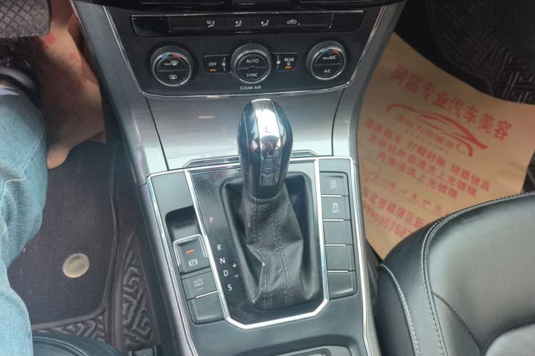 Used Volkswagen Passat 2015 1.8TSI DSG Prestige Edition
