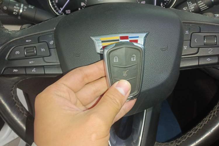 Used Cadillac XT4 2018 28T Two-Wheel Drive Leading Version
