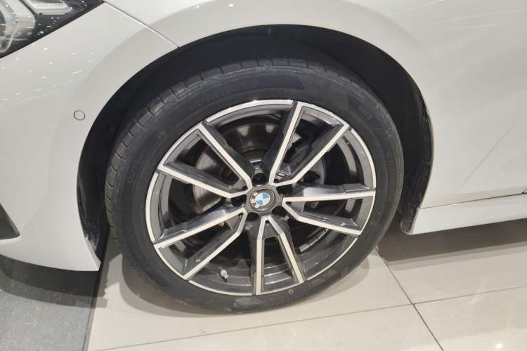 Used BMW 3 Series 2023 325Li M Sport Package
