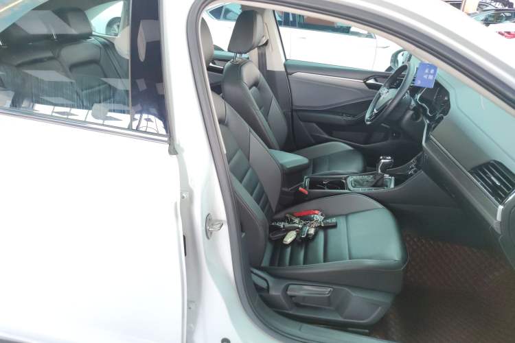 Used Volkswagen Sagitar 2022 280TSI DSG Flyover Edition