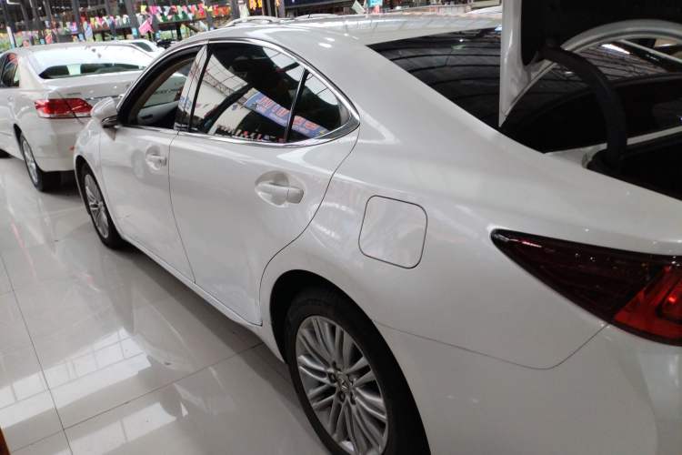 Used Lexus ES 2015 200 Elite Edition
