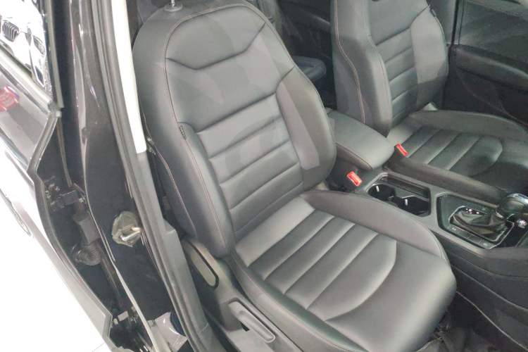 Used Volkswagen Tharu 2021 280TSI Two-Wheel Drive Comfort Edition
