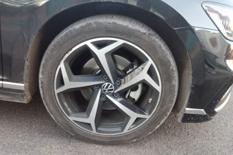 Used Volkswagen Magotan 2023 2 Million Units Commemorative Edition 330TSI DSG Luxury Version
